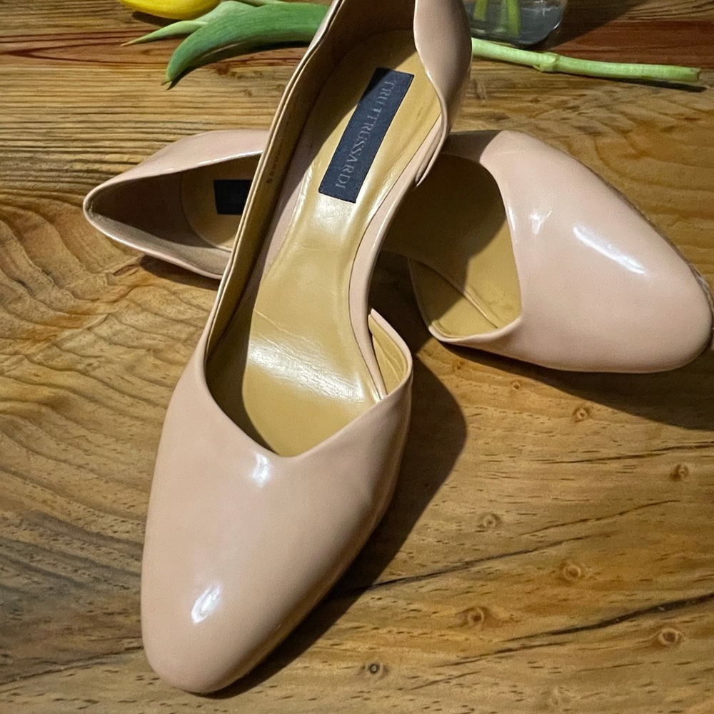 Nude stylish high heels. - Picture 7 of 7